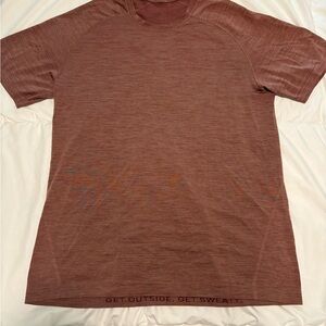 lululemon athletica Rust/Salmon Short Sleeve Tee